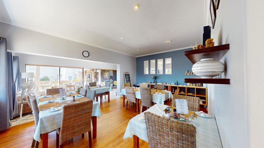 10 Bedroom Property for Sale in Summerstrand Eastern Cape